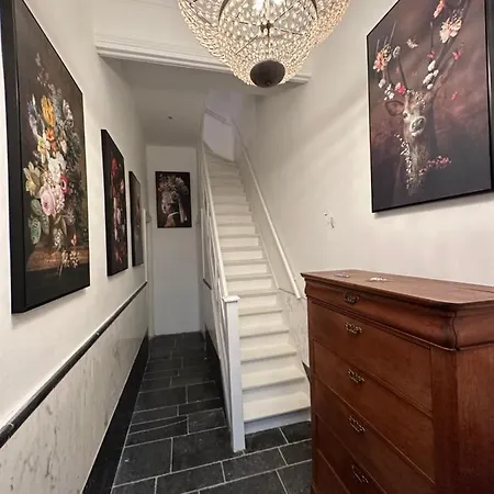 D10 Apartment *