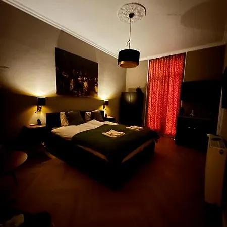 Apartment D10 *